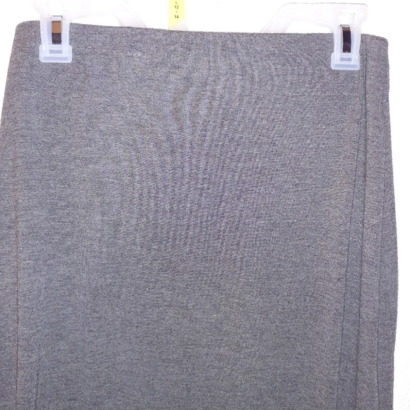 Clothes - Picture 3 of 5